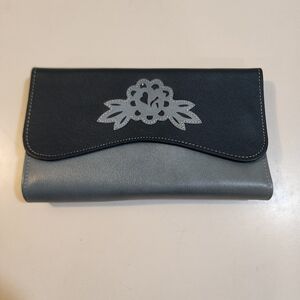 Princess Gardner Green cowhide Vintage Wallet